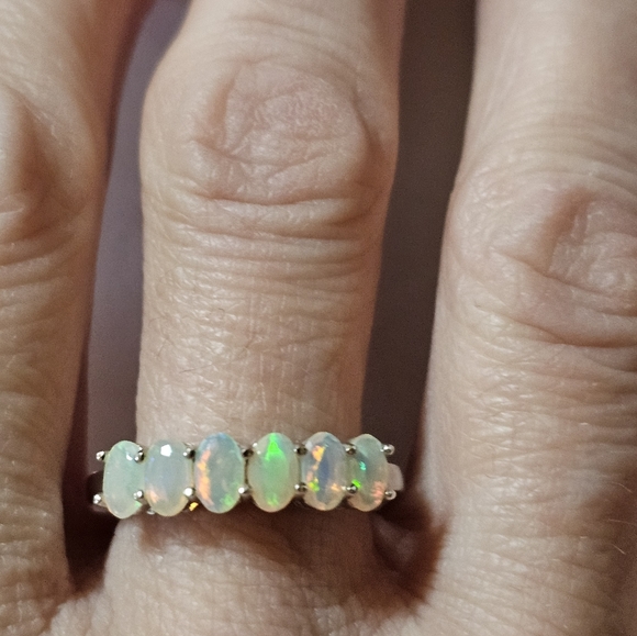 Genuine Ethiopian Welo Opal & Diamond Ring Sz 8.5! - Picture 7 of 10